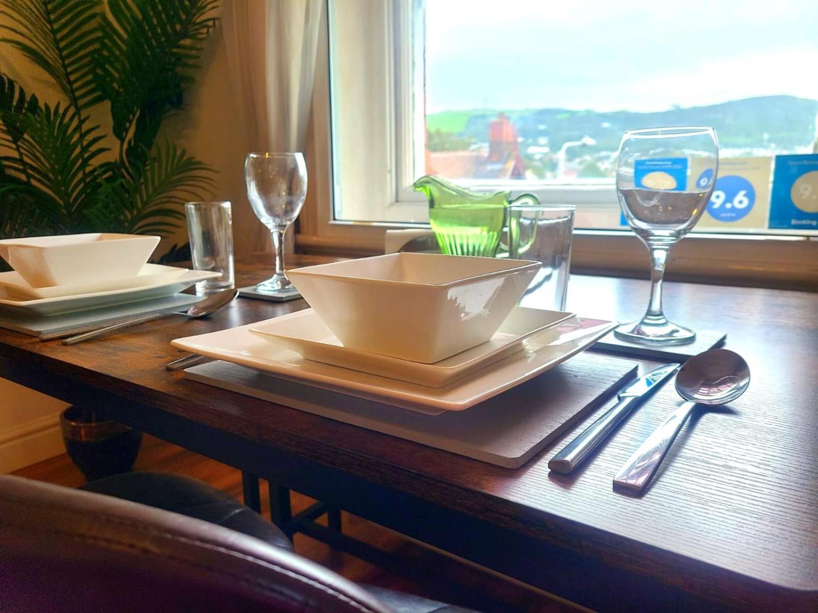 Vale View Apartment, Prestatyn, North Wales - A Stylish, Dog-Friendly Holiday Let Just A 5 Min Walk To Beach & Town! Bagian luar foto